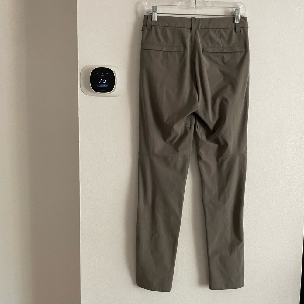 Lululemon commission slim fit Men's Gray Pants size 28